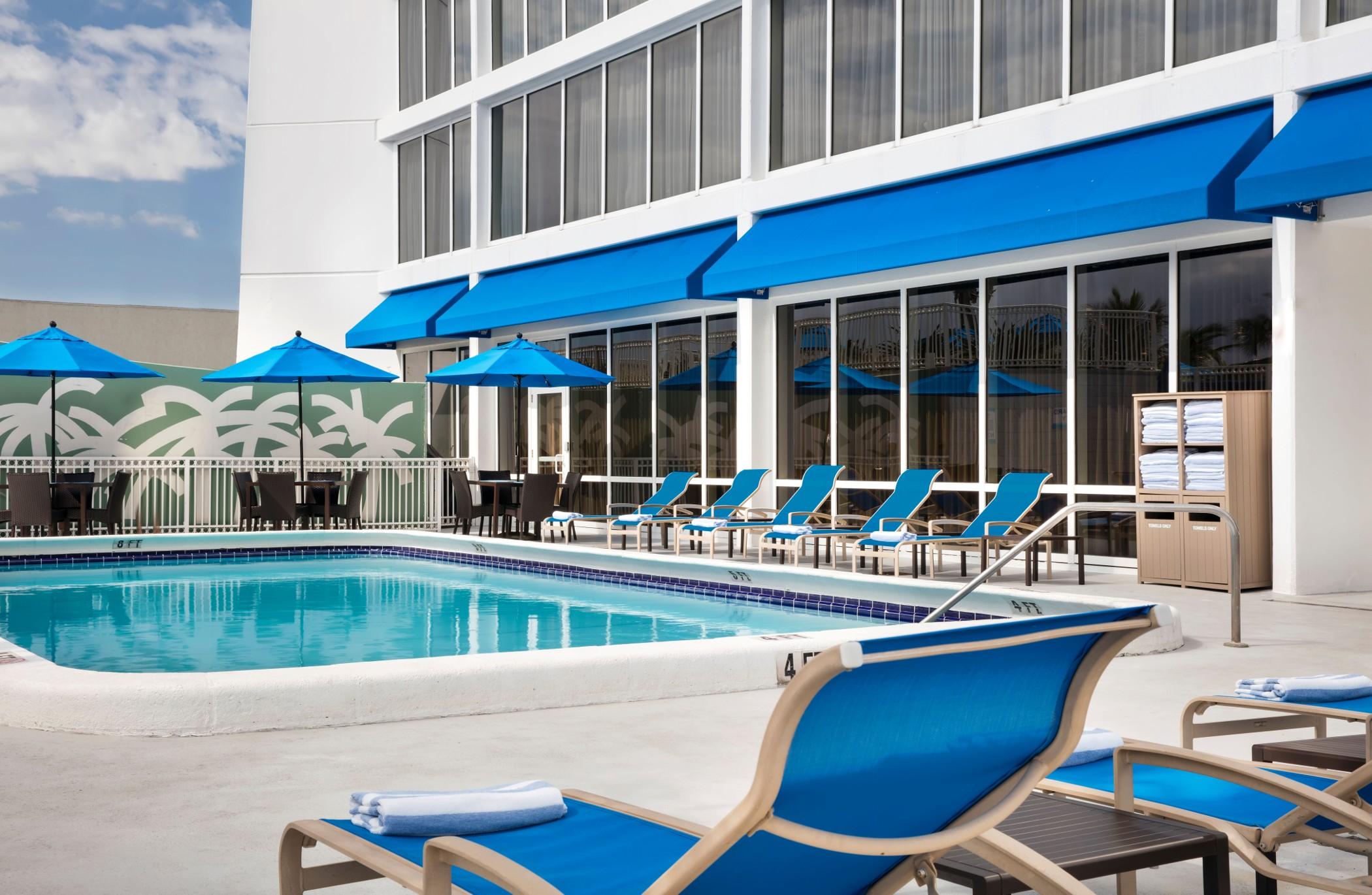 Courtyard By Marriott Oceanside Lauderdale 3*